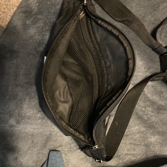 Nike fanny pack - Picture 2 of 4